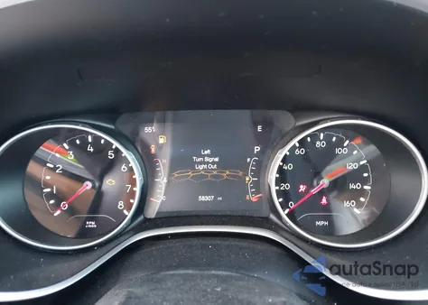 2021 Jeep Compass Latitude 4X4 from USA, damaged, VIN 3C4NJDBB3MT529766